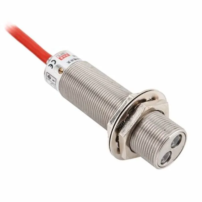 PNP NO 24VDC 3-Wires Resistant to 100℃ Diffuse reflection type photoelectric sensor